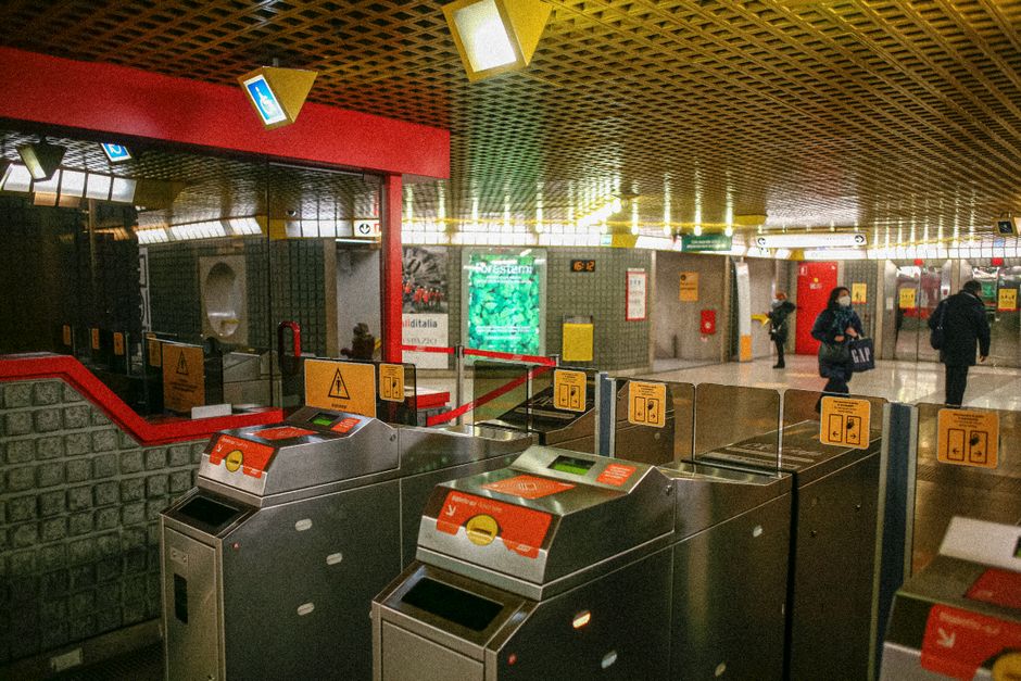 Data Center Security Gate