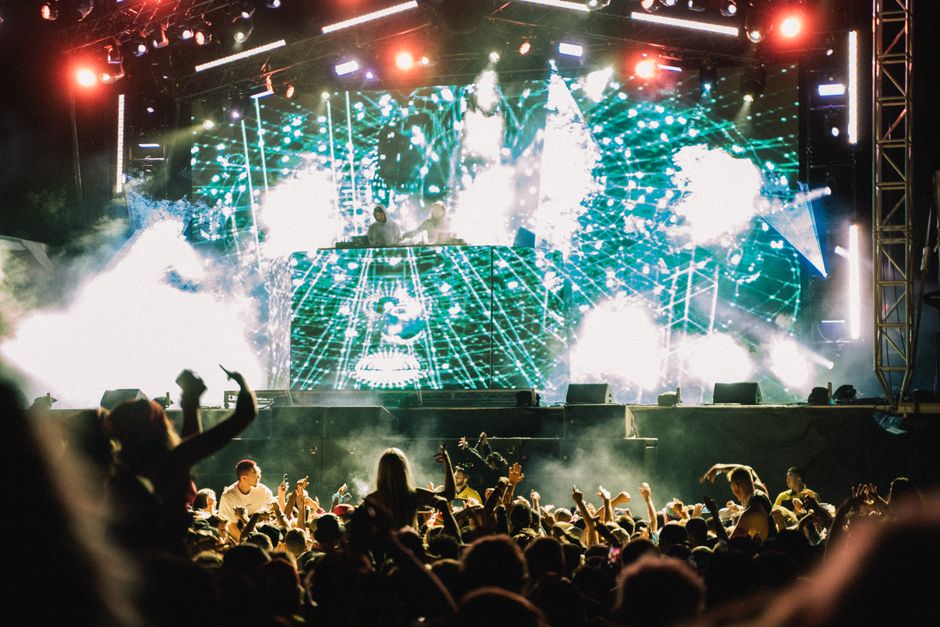 Videotron untuk Event: Solusi Display LED Acara Profesional