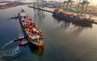 Sistem pengawasan terminal petikemas berbasis AI