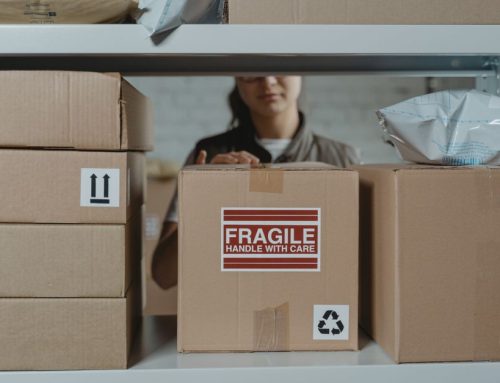 Fulfillment Center CCTV untuk Pengelolaan Paket