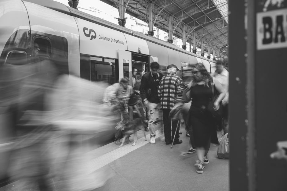 Crowd Monitoring Stasiun